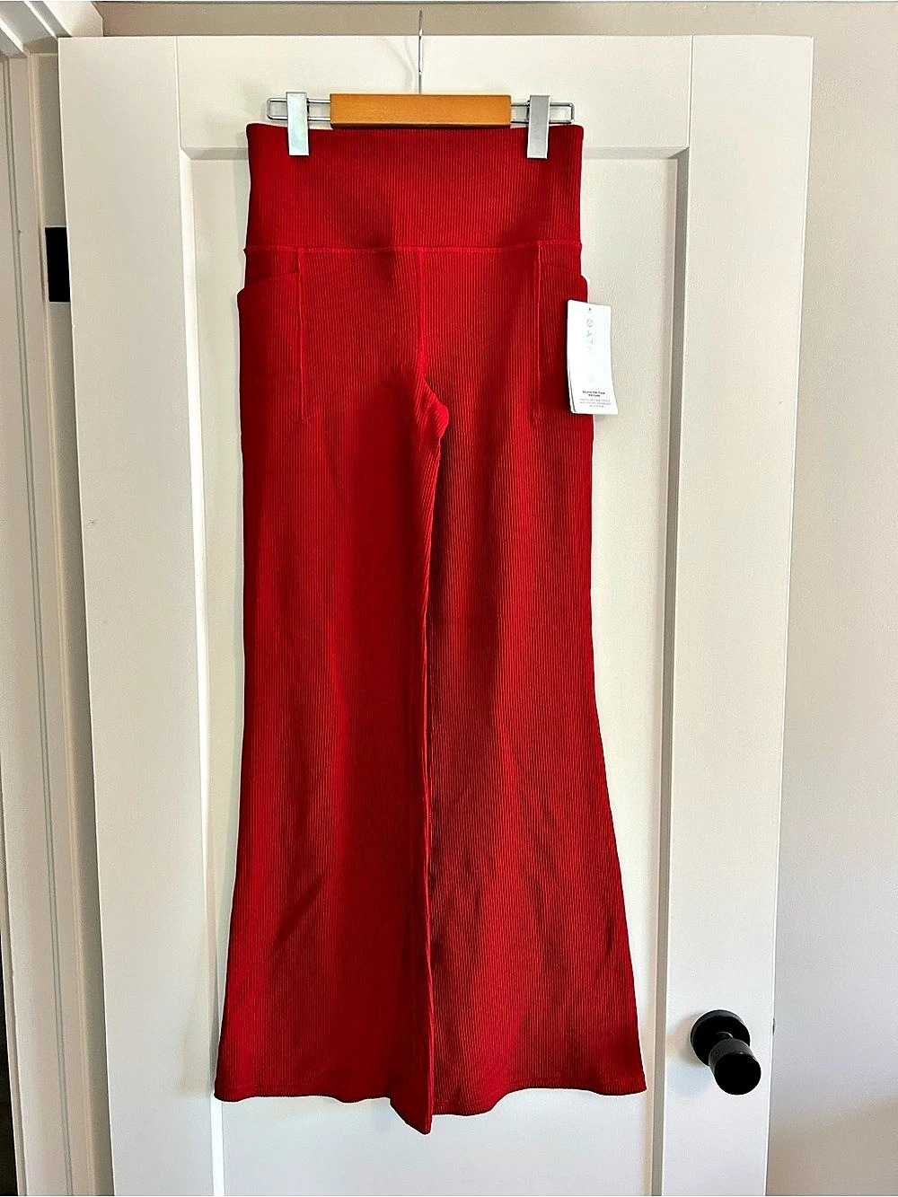 Athleta Salutation Stash Rib Flare Yoga Pants